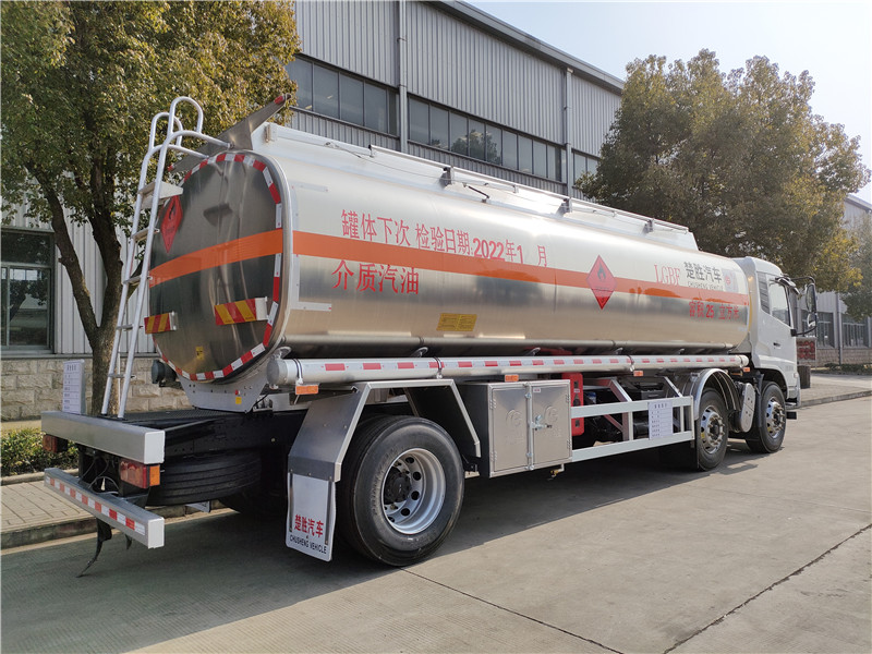 國六東風(fēng)天錦小三軸25立方米鋁合金油罐車